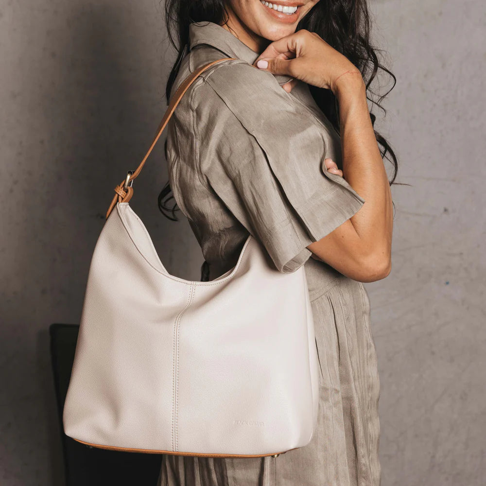 Black Caviar Handbag Blair Oatmeal