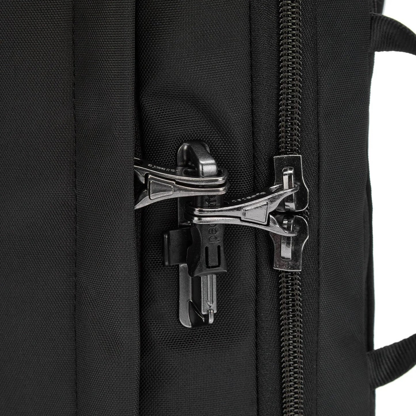 Pacsafe Back Pack 30635 Black