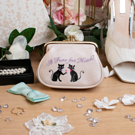 Vendula Wedding Shop Clipper Coin Purse