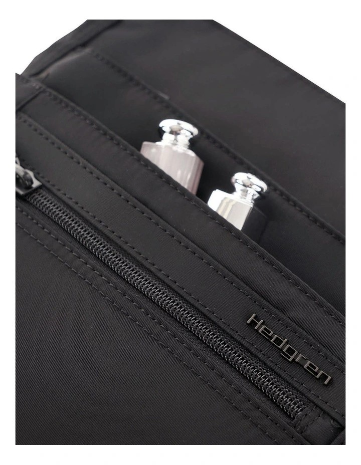 Hedgren HIC370 shoulder bag in black