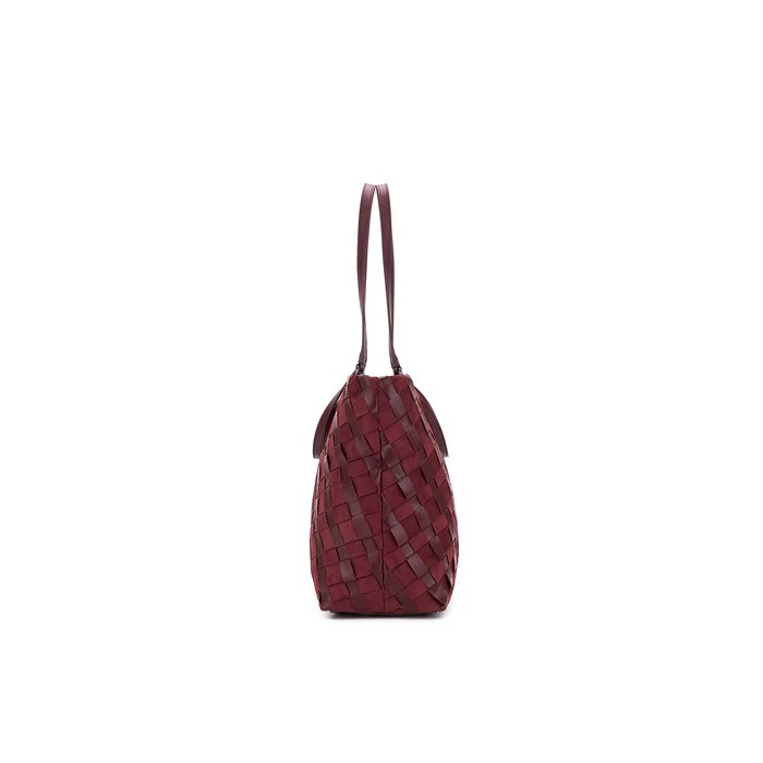 Black Caviar Handbag Lexington Cherry