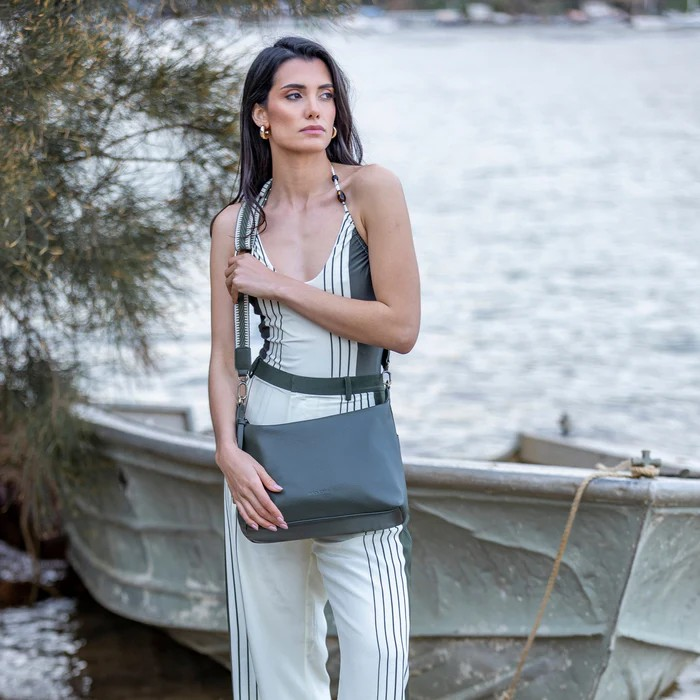 Black Caviar Handbag Dana Dark Olive