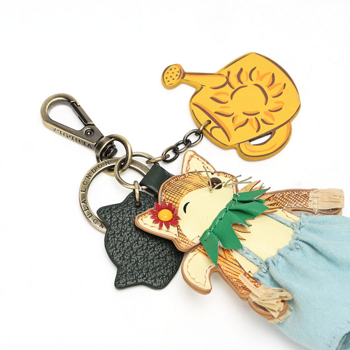 Vendula Farmhouse Pantry Key Charm Scare