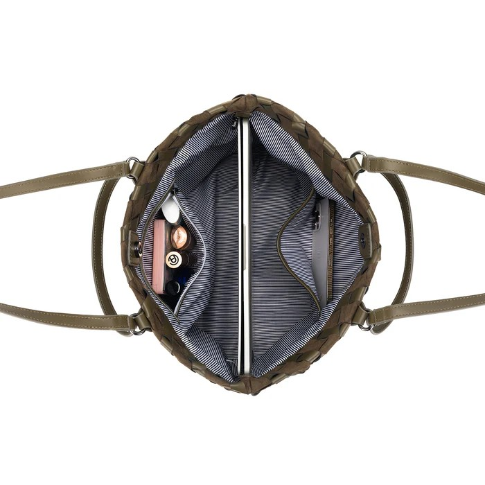 Black Caviar Handbag Lexington Olive