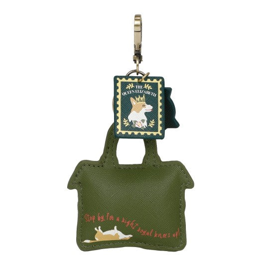 Vendula The Queen Elizabeth Pub Key Char