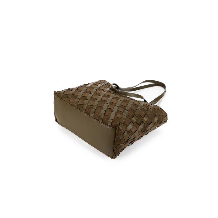 Black Caviar Handbag Lexington Olive