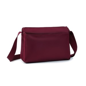 Hedgren HIC176M shoulder bag in maroon